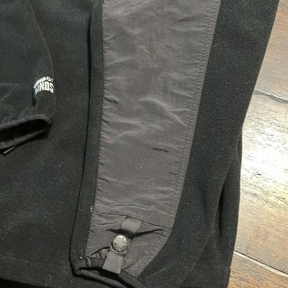 The North Face Men’s Black Wind-stopper Jacket - Size Medium - Picture 12 of 12